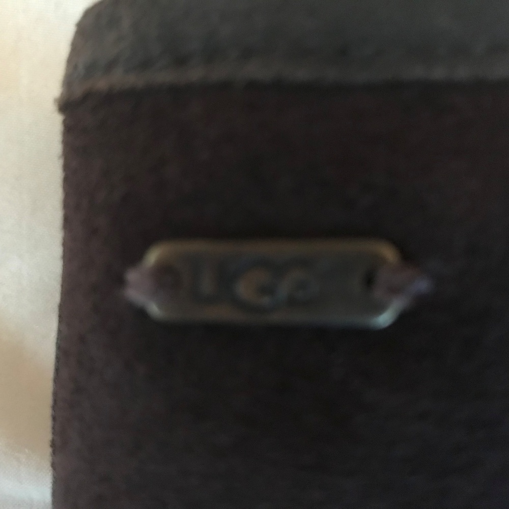 Uggs - image 3